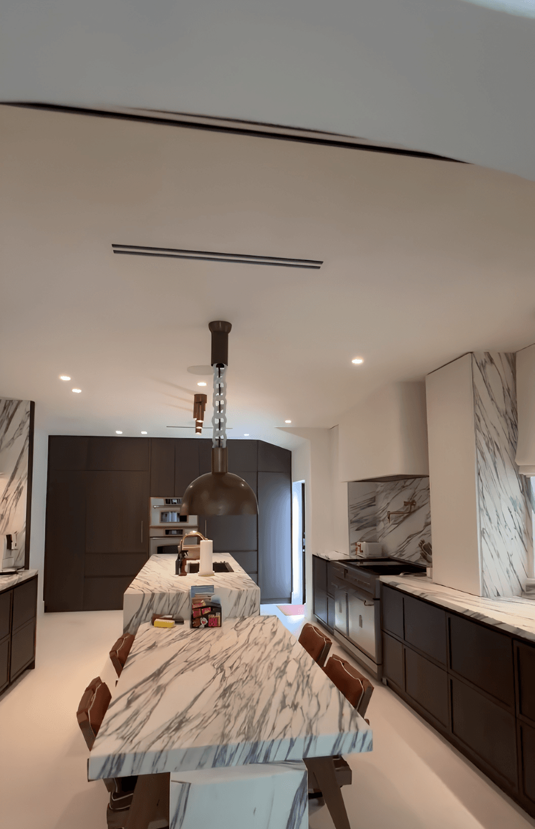 Modern Minimalist smooth mineral finish