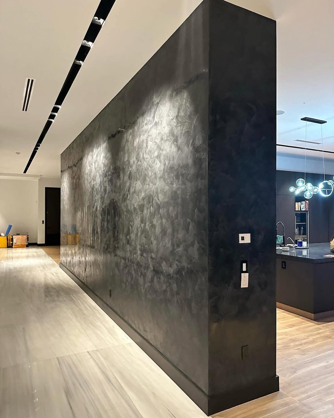 Grassello di Calce: High-Gloss Venetian Plaster Finishes